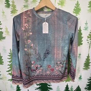 Exclusive Floral Long Sleeve Top